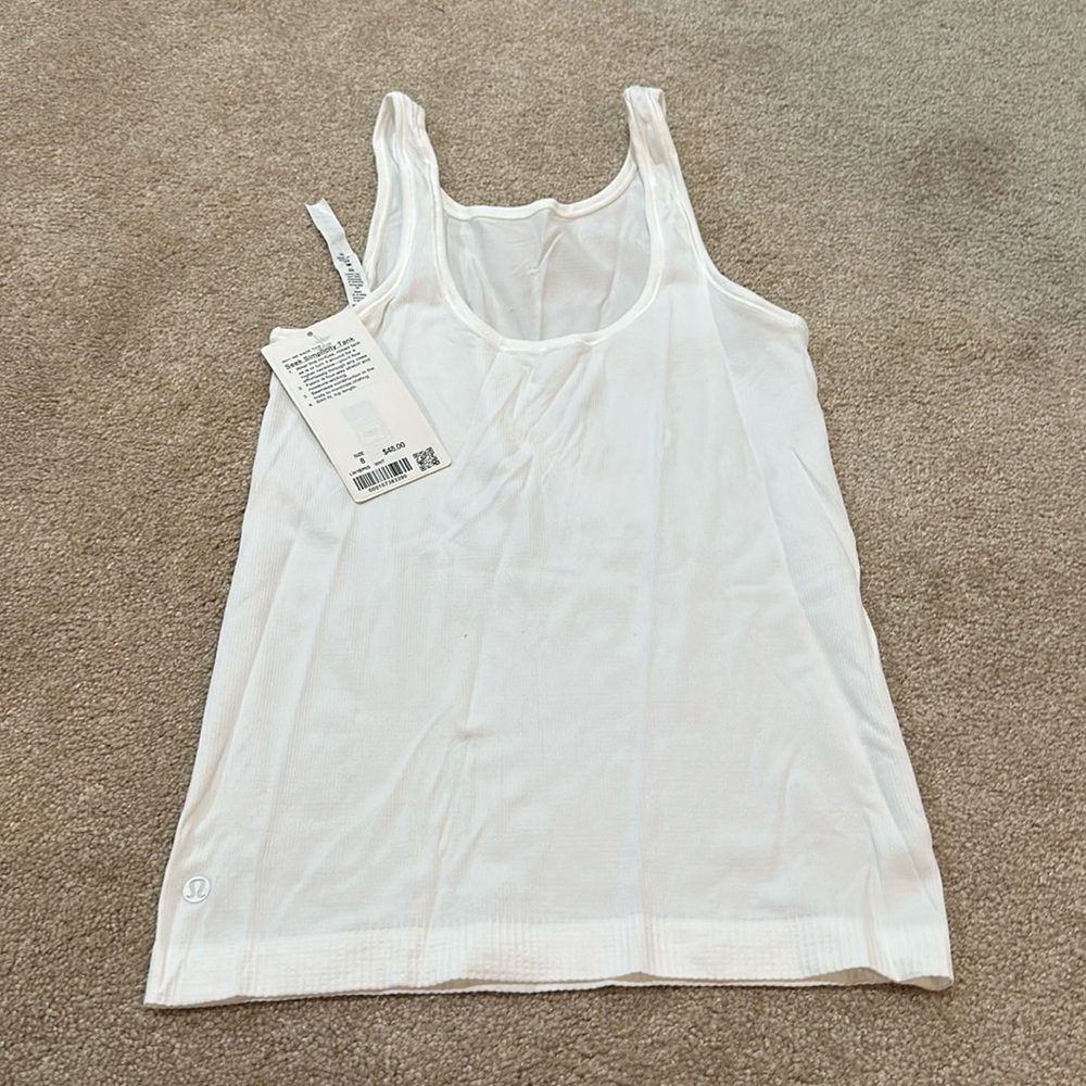 Lululemon tank top